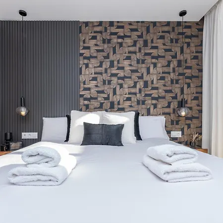 Serenity In Style: Luxury La Cala Golf Getaway Apartment